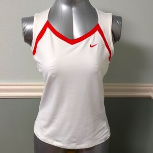 Nike dri fit athletic tank top for women. Size M. Excellent condition.